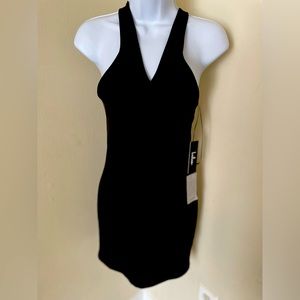 Black sleeveless dress!